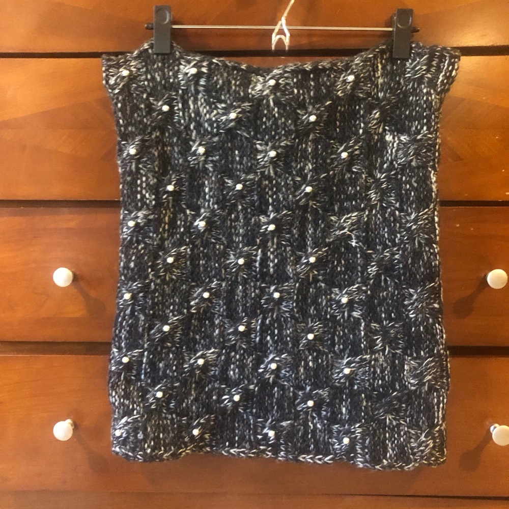 Betsey Johnson Black & White Knit Pearl-Accent Pencil Skirt